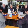 So kann man es aushalten, mit Kaffee und Kuchen